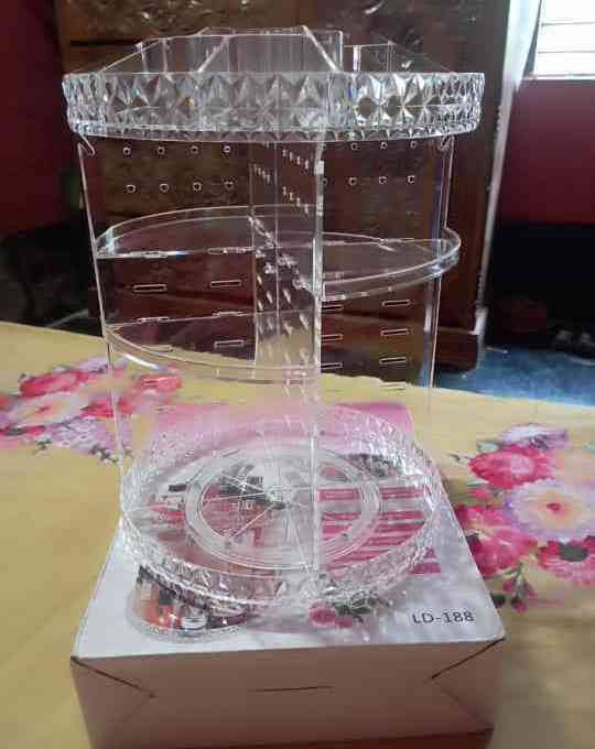 Cosmetics Makeup Organizer 3D Rotating 360.