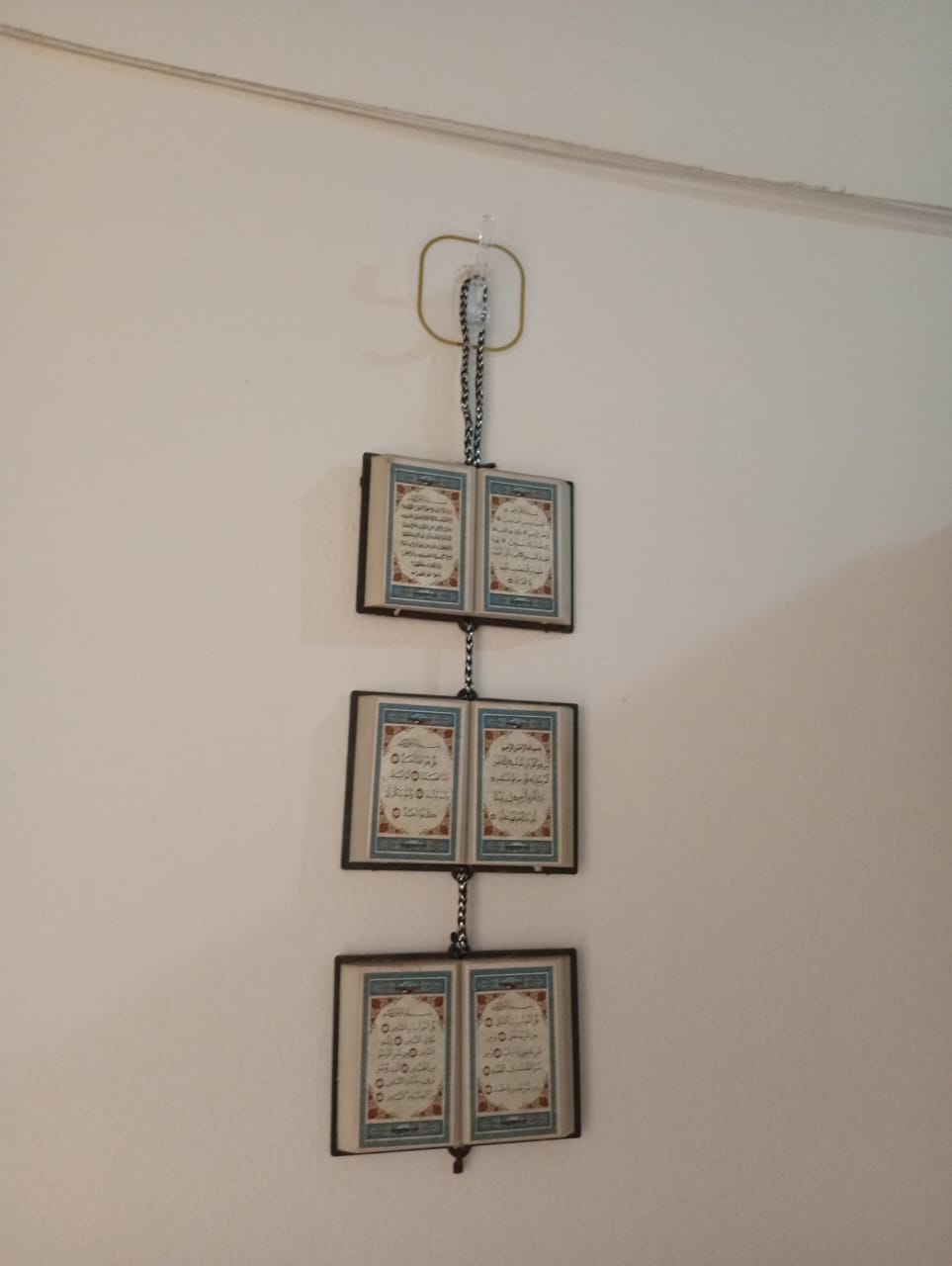 50 Pcs Wall Hook Combo With Magic Tape