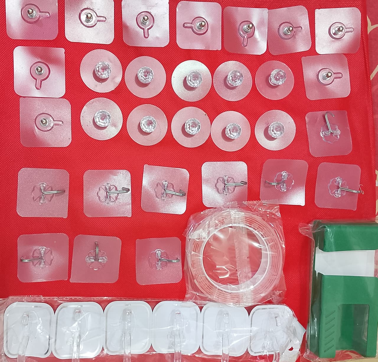 38 pis -wall hook combo With mobile holder and magic tap