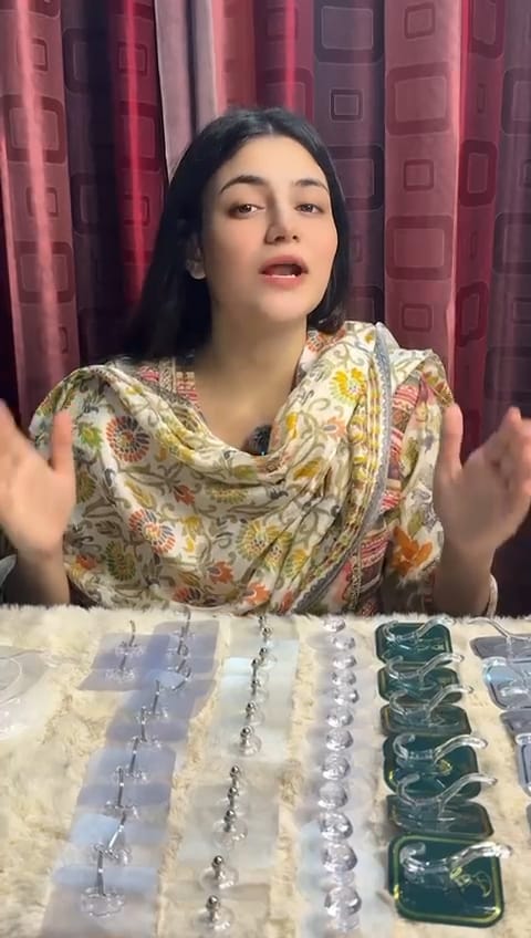 49 Pcs Wall Hook Combo With Magic Tape