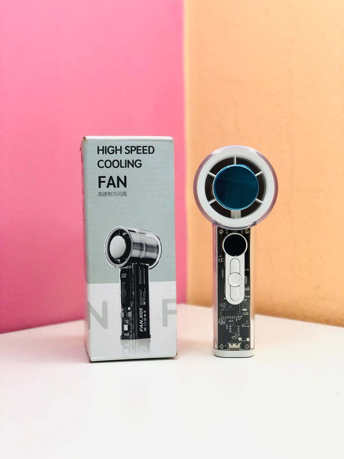 X05 Handheld High-Speed Cooling Fan