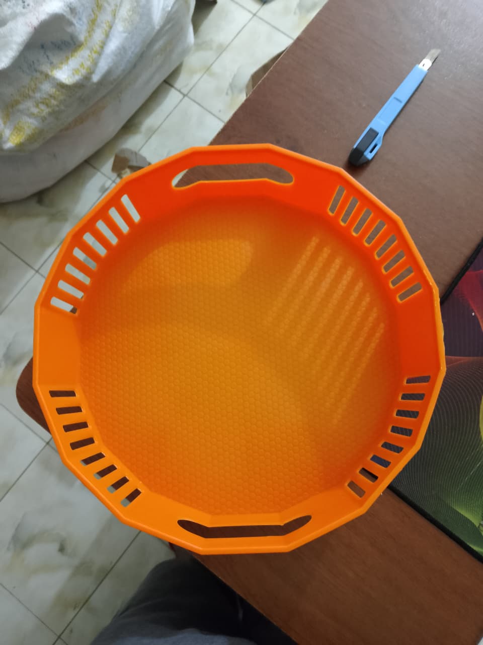 360° Rotating Kitchen Storage Basket – Space Saver & Easy Access Organizer