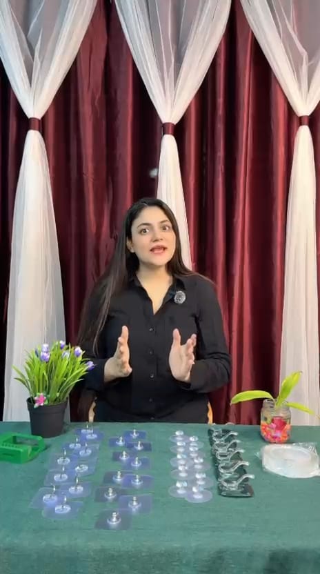 38 pis -wall hook combo With mobile holder and magic tap